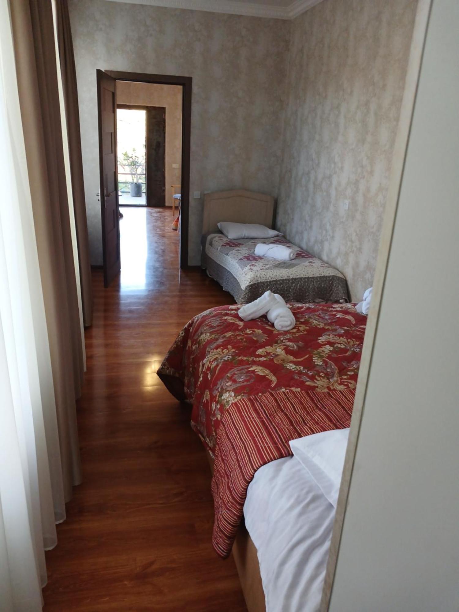 Guest House Nano มาร์ทวิลิ ภายนอก รูปภาพ