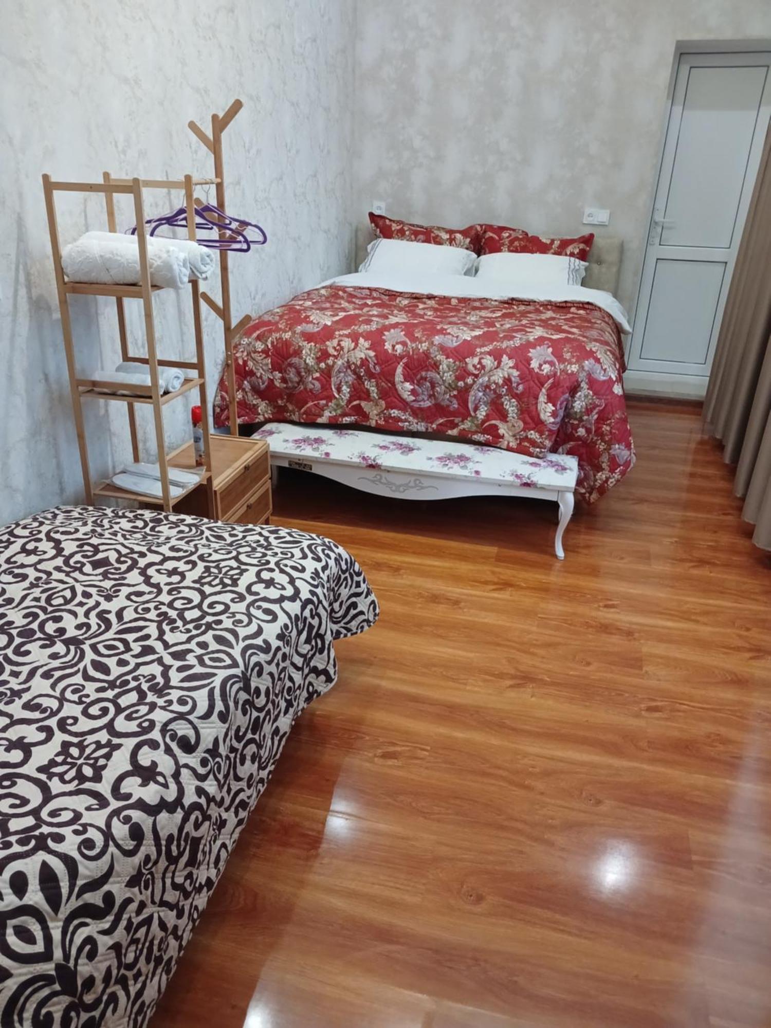 Guest House Nano มาร์ทวิลิ ภายนอก รูปภาพ